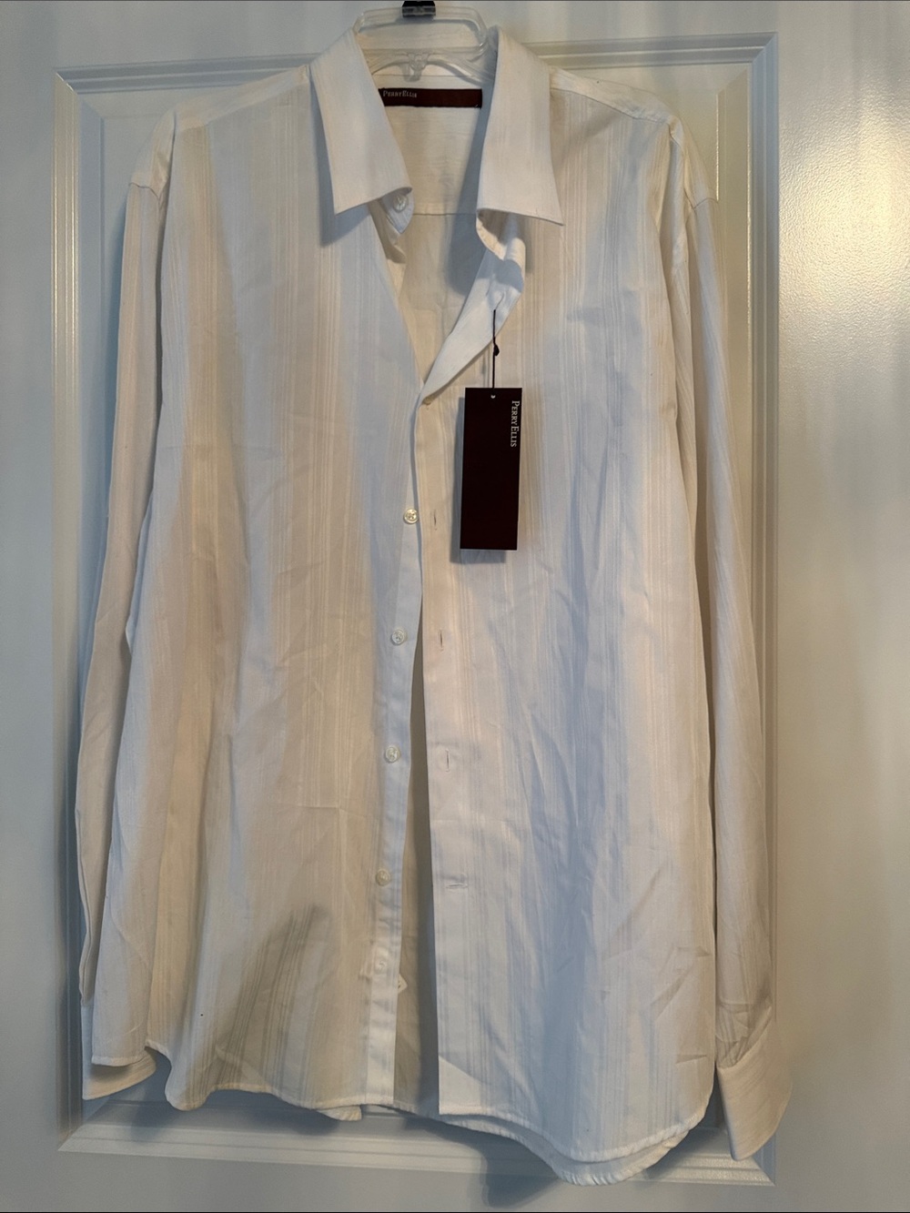 Perry Ellis White Long-Sleeve Dress Shirt